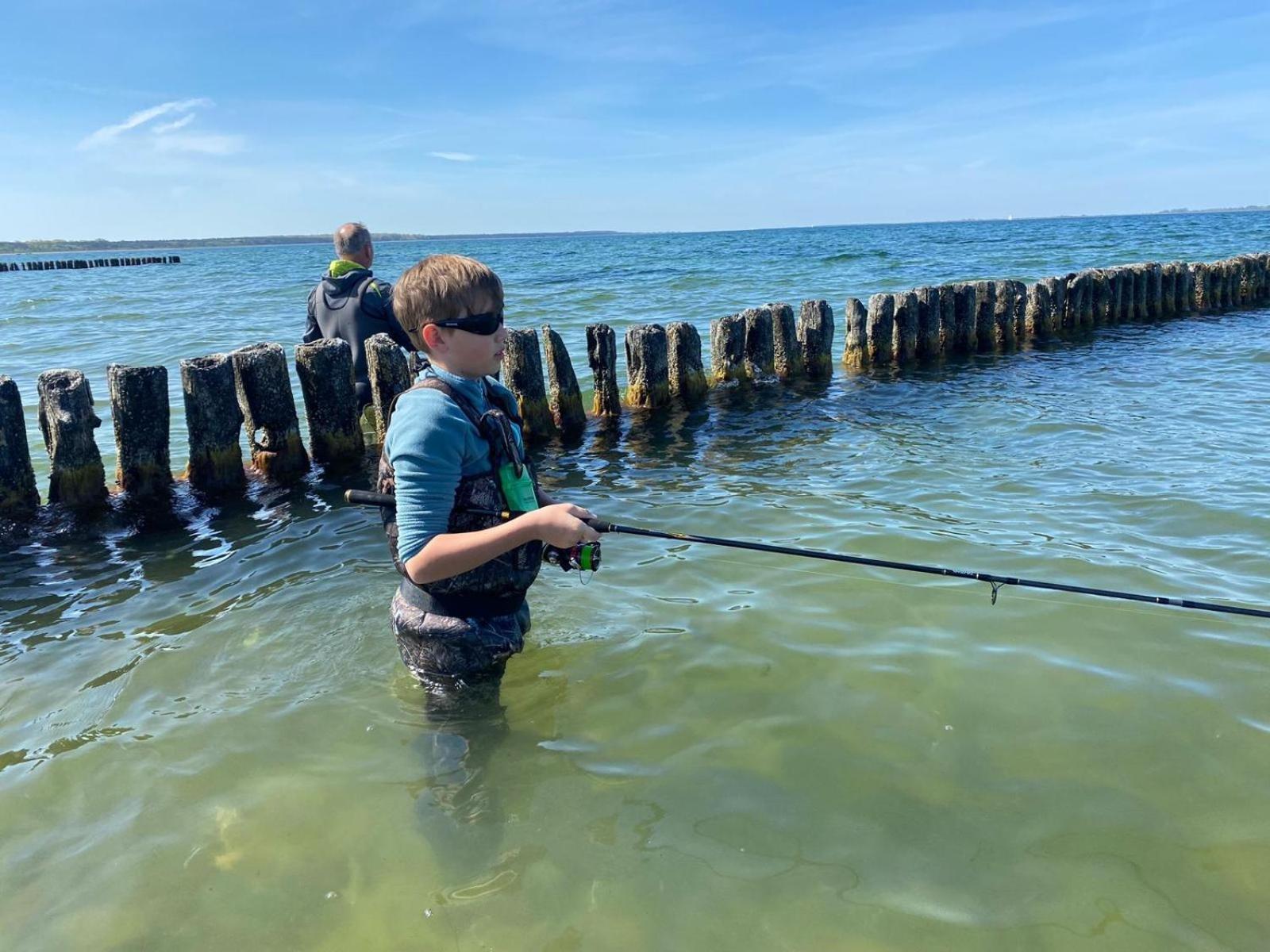App 7O Kleinertag Am Meer Dranske Luaran gambar