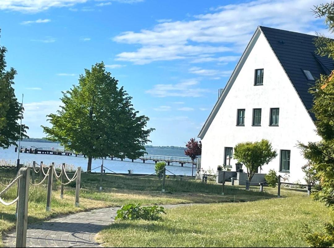 App 7O Kleinertag Am Meer Dranske Luaran gambar